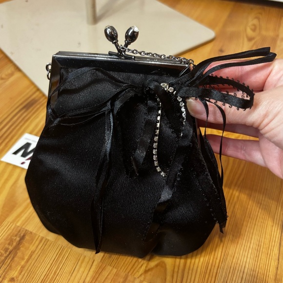 NWT JW Style women’s black satin bow purse 2000s Y2K vintage kisslock prom - Picture 3 of 9